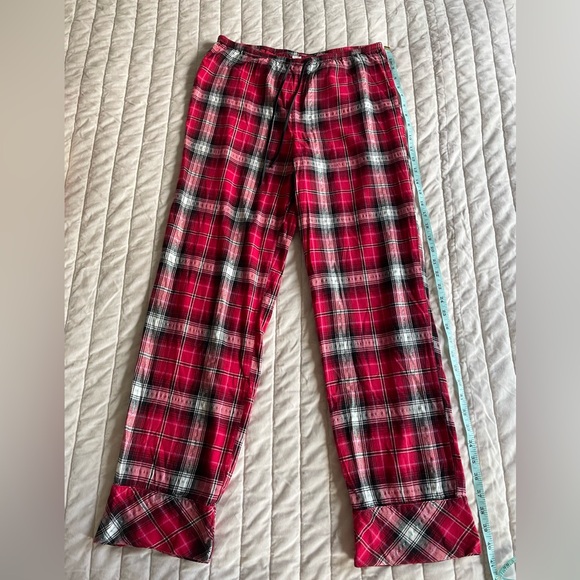Victorias’s Secret 2pc Plaid Pajama Set Long Sleeve Button Down and Pants - Picture 13 of 15